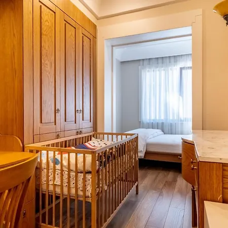 Lägenhet Modern Flat, 3br, 1ba