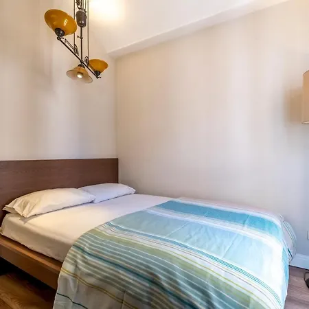 Apartament Modern Flat, 3br, 1ba *