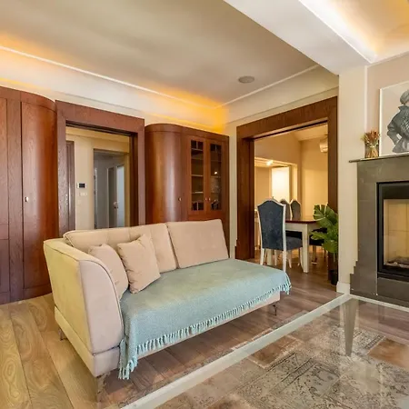Modern Flat, 3br, 1ba 公寓