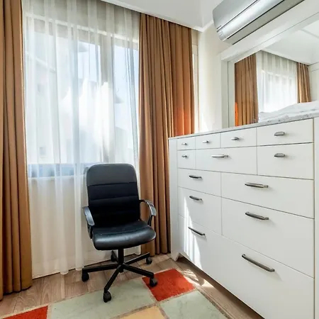 アパート Modern Flat, 3br, 1ba *